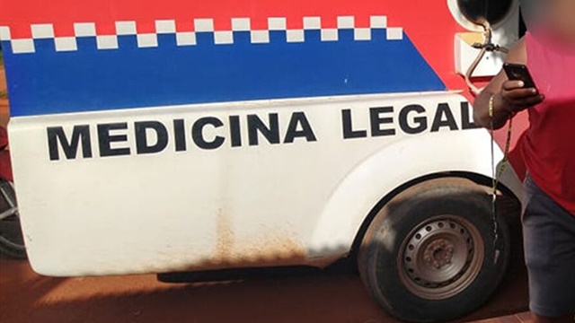 Corpo em decomposição é achado em rio de Ananindeua