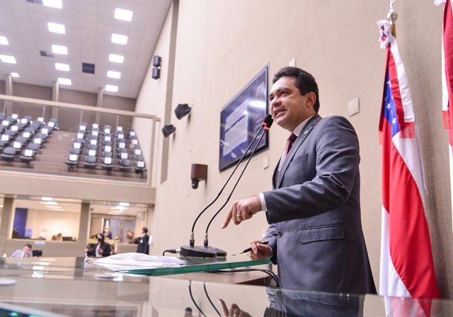 Deputado pede apoio da bancada federal e do Governo para evitar “catástrofe” no sistema elétrico do AM