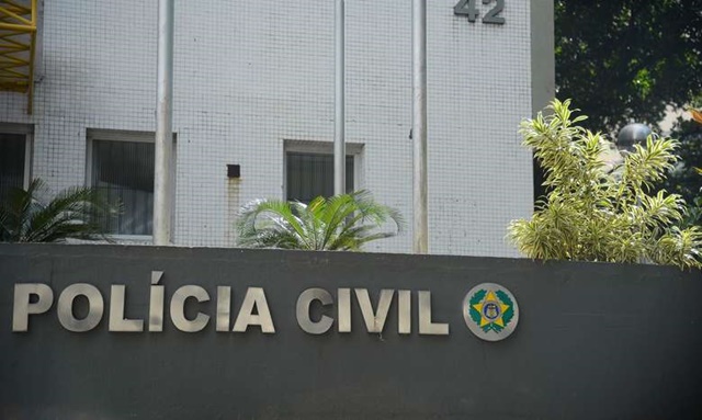 Polícia do Rio apreende caminhão com duas toneladas de maconha
