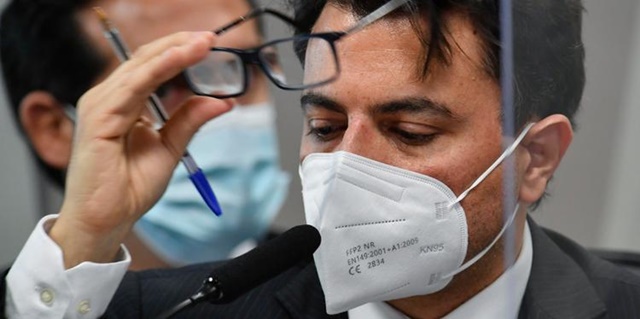 Empresário diz que não acredita na eficácia das máscaras