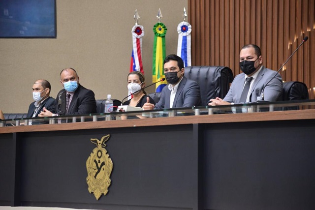 Transporte ilegal de crianças e adolescentes será combatido por Comissão da Aleam