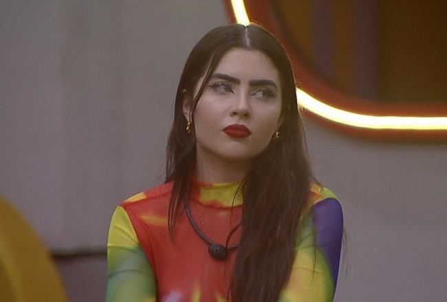 Jade Picon levou calcinhas descartáveis e um look por dia para não lavar roupa