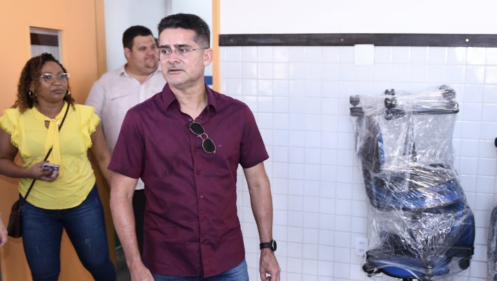 Prefeito David Almeida participa de vistoria técnica na escola municipal Antônio Matias Fernandes